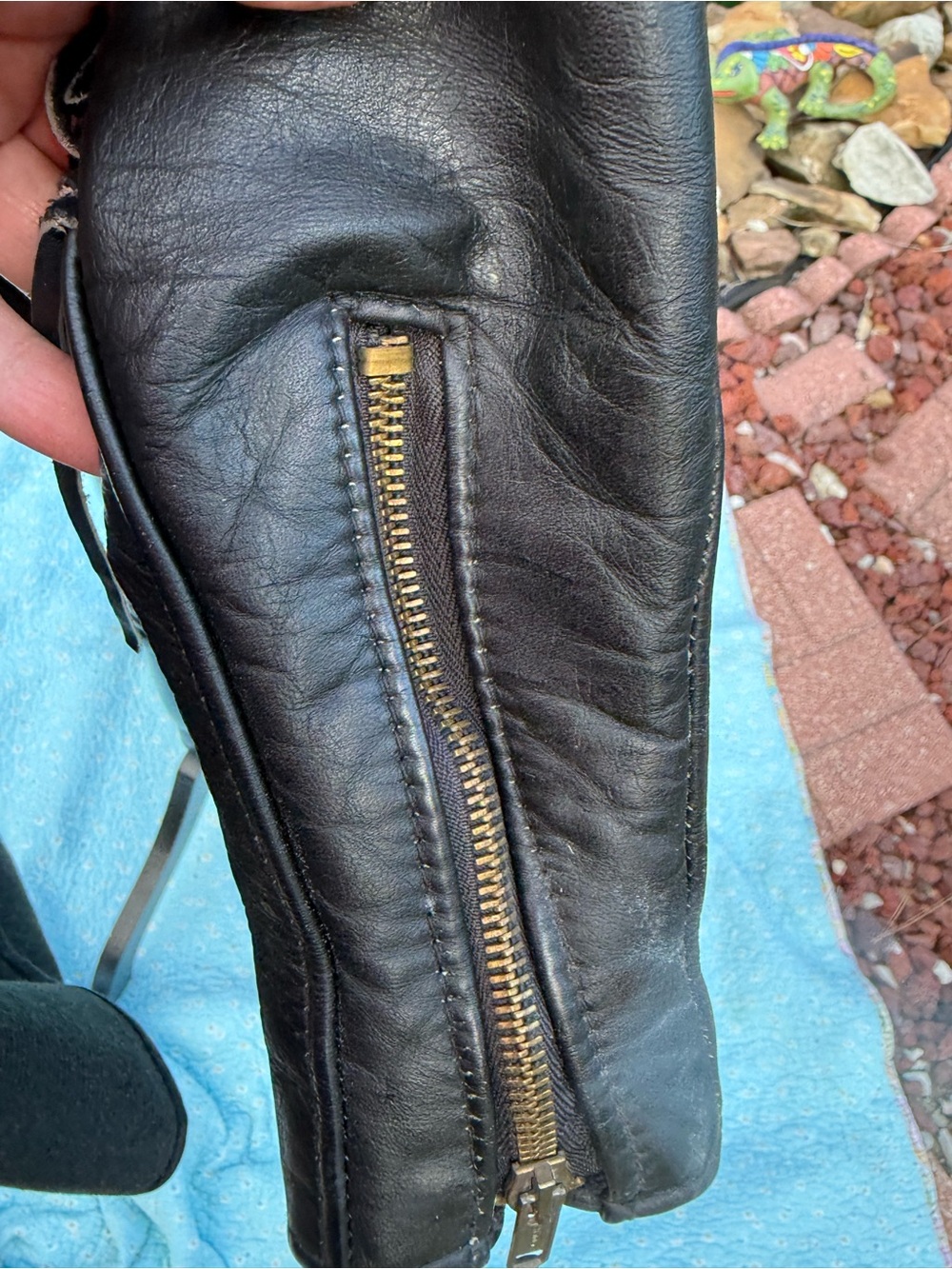 Women's Black Fringe Leather Jacket - Picture 7 of 14